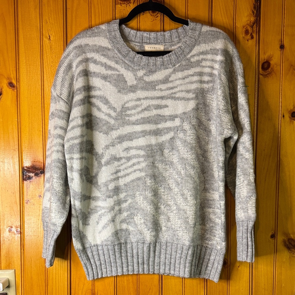 Promesa Heather Gray Ribbed Sweater